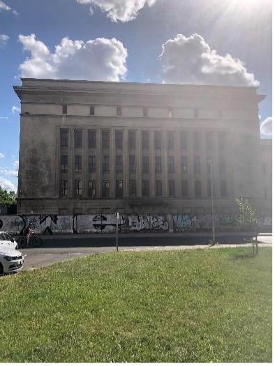 Abb. 4: Berghain von hinten
