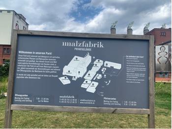 Verschiedene Gebäude und Lageplan der heutigen Malzfabrik