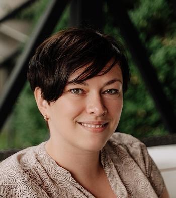 Dr. Tetiana Kostiuchenko
